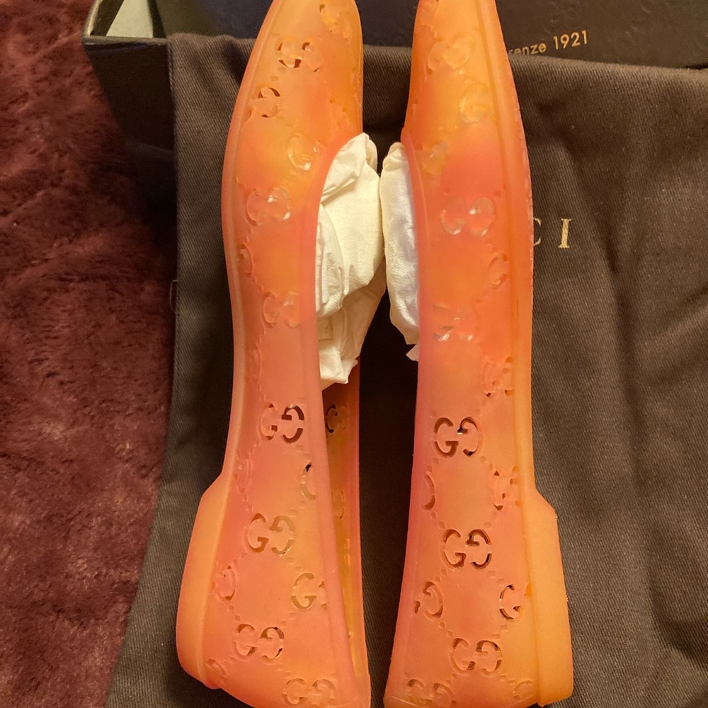 Gucci Authentic Rubber GG Supreme Cutout Ballerina Flats box & duster included - Picture 3 of 10